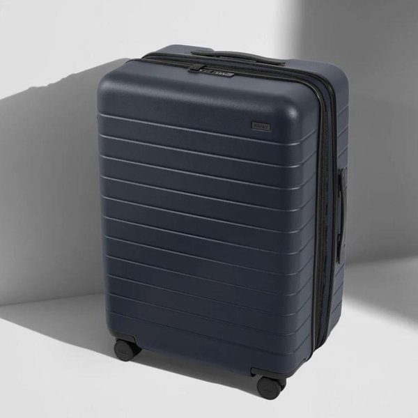 Expandable Medium Suitcases: Navy Blue | Away
