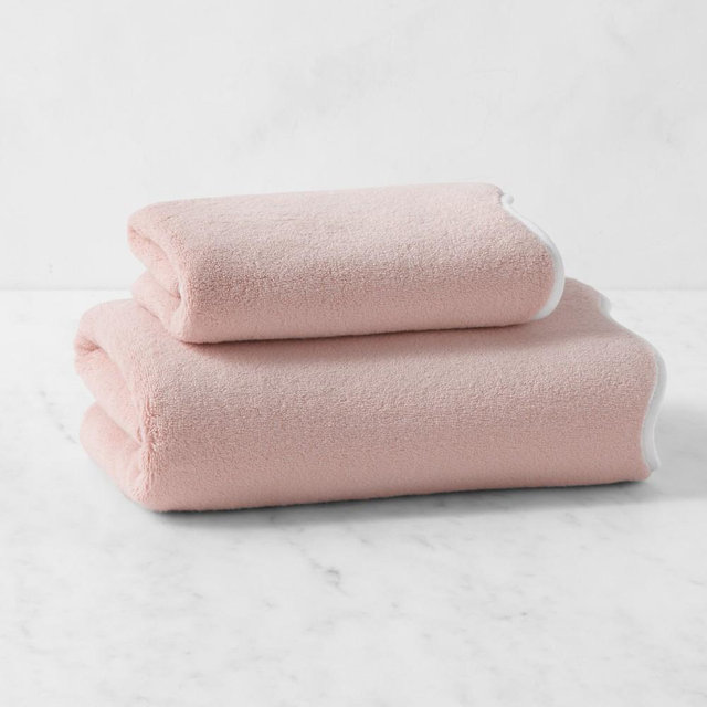 AERIN Scallop Bath Towel, Rose Smoke