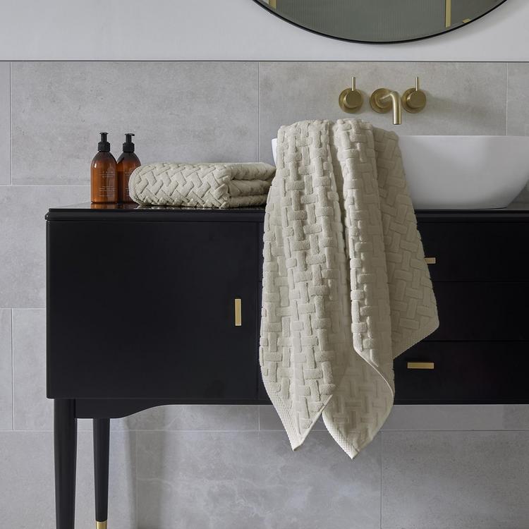 Christy, Trellis Bath Towel | Zola