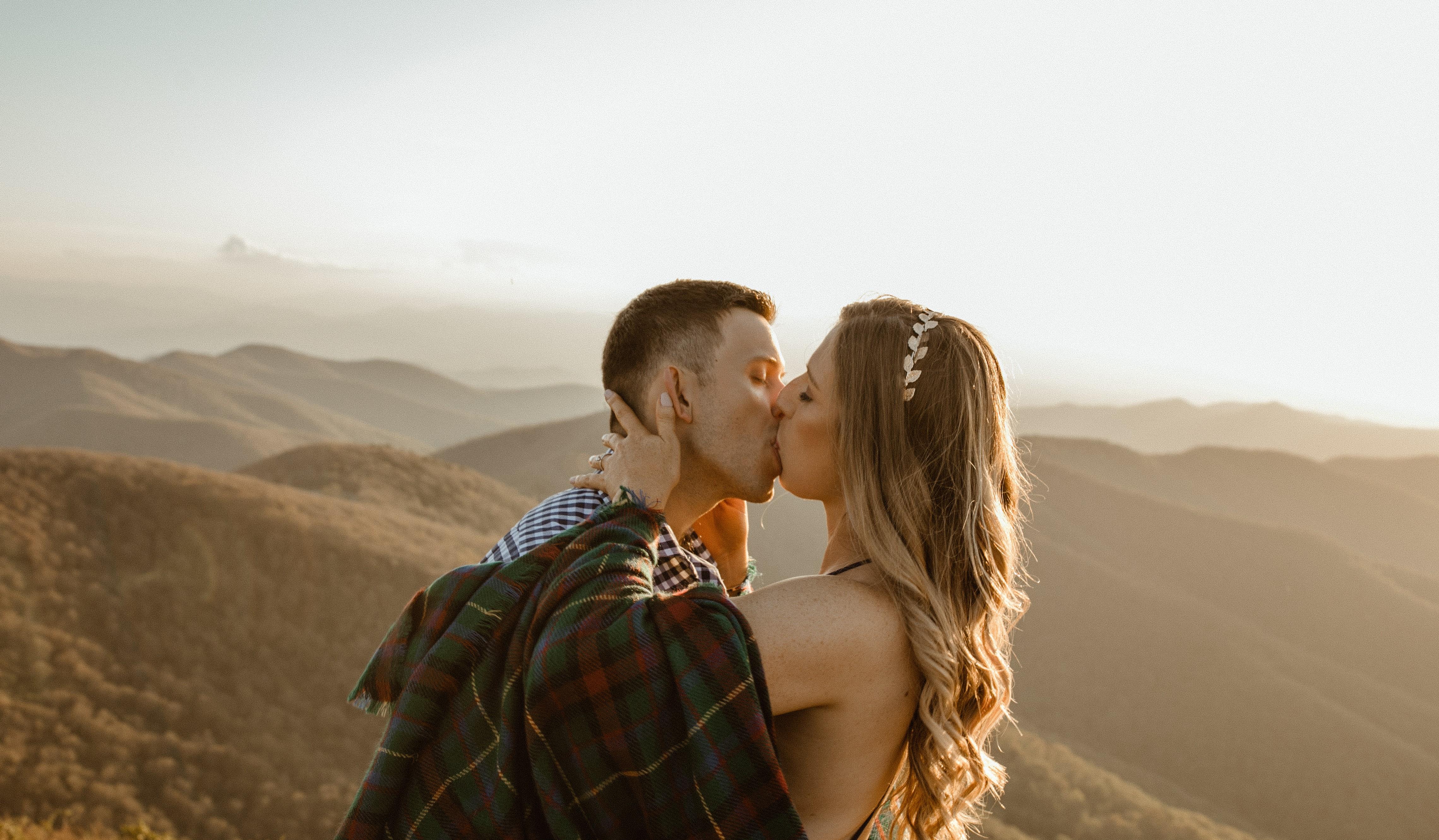 The Wedding Website of Sarah Amelia Robertson and Ian Jackson Sweeney