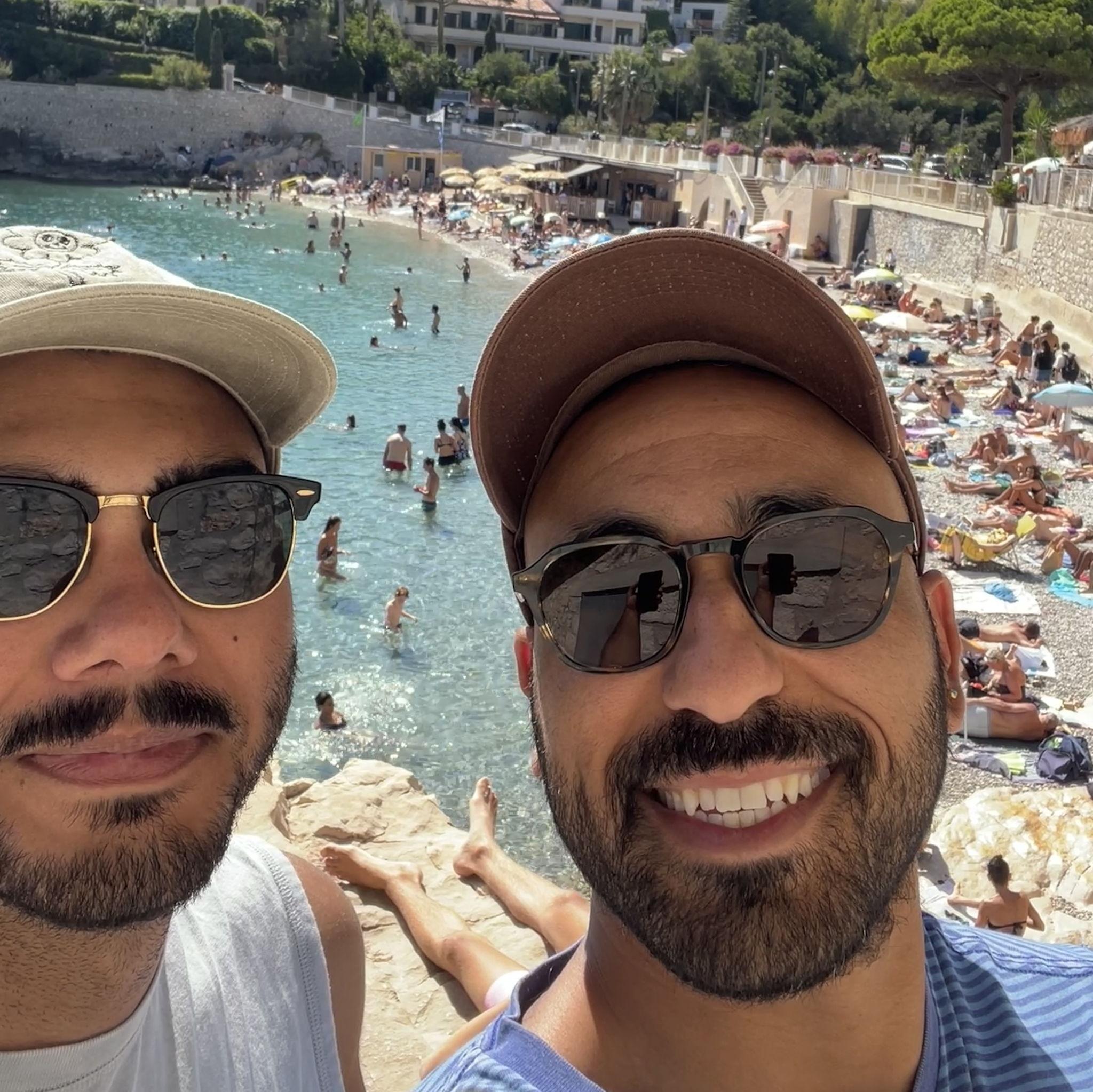 Cassis was a highlight during our trip wandering southern France. It was charming with its wildly dramatic limestone cliffs  overlooking the Mediterranean,  turquoise calanques, and tasty white wine.