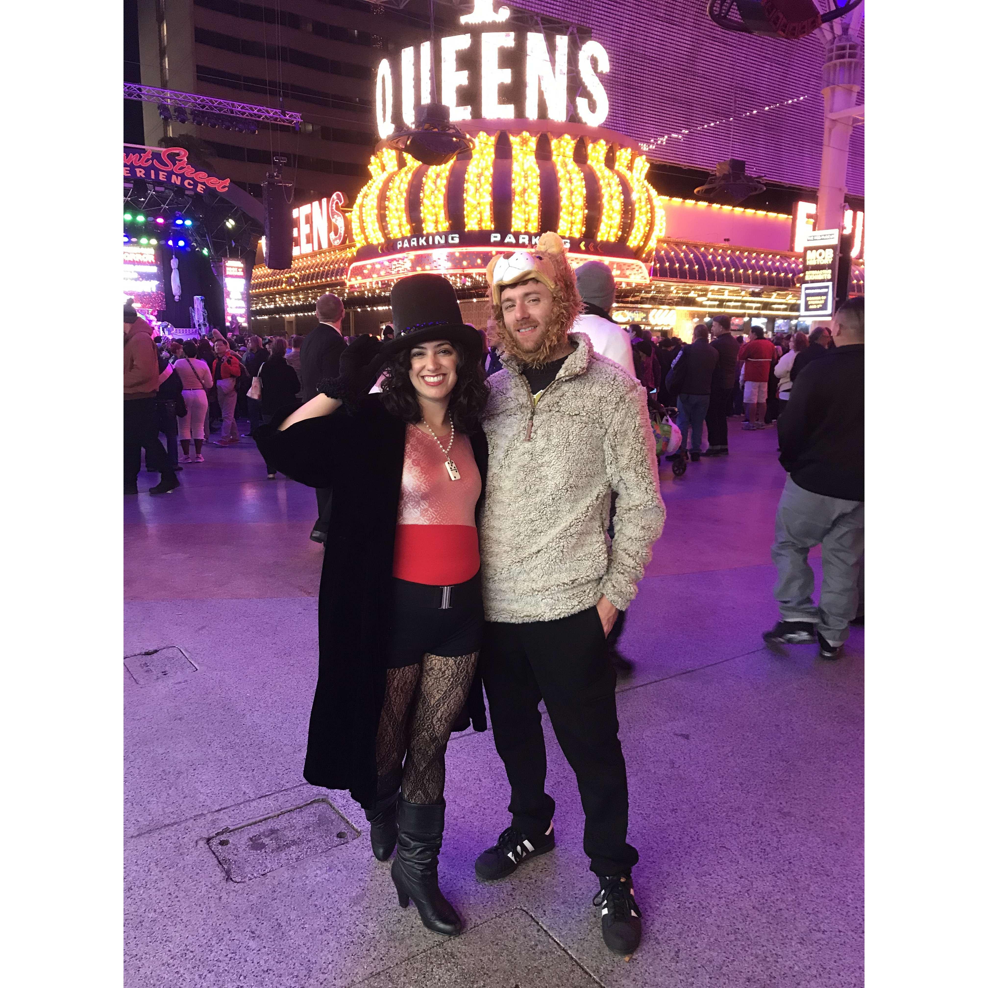 Halloween in Las Vegas - Hugh Jackman & Lion!