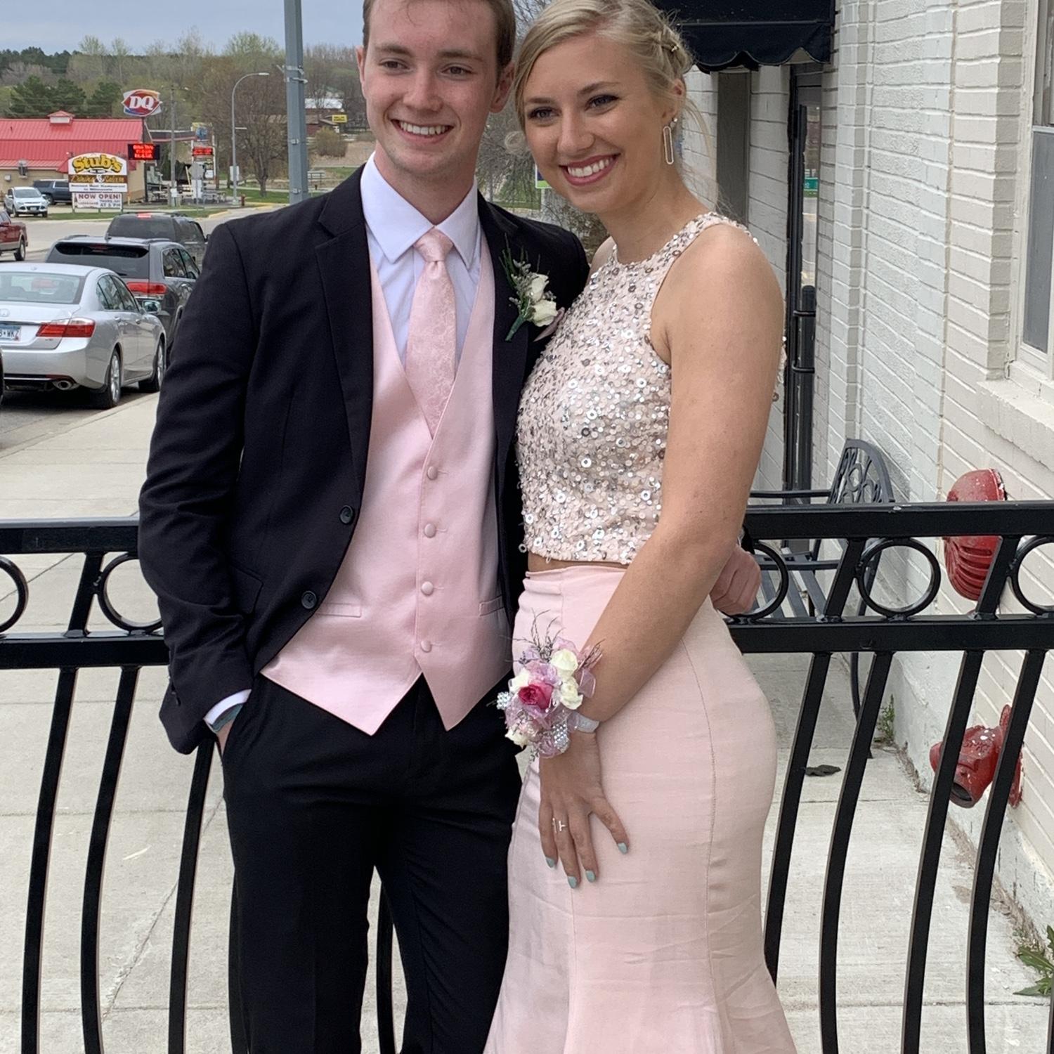 Senior prom pt 2
