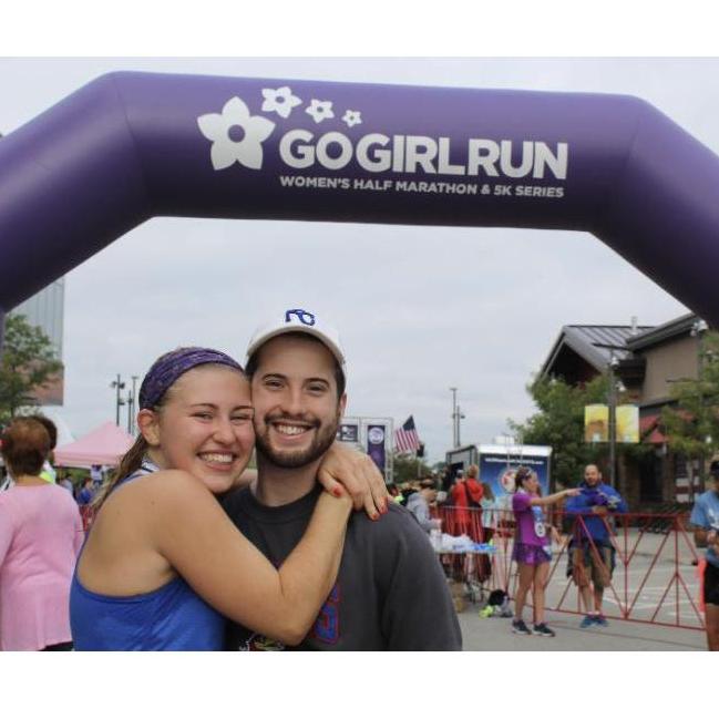 When Roy cheered Em on in her half marathon