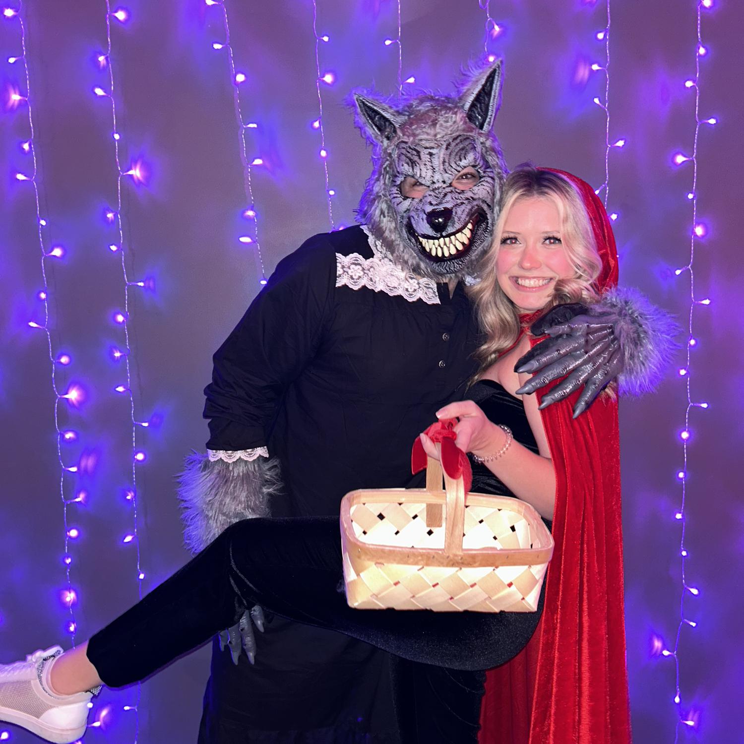 We both LOVE a good Halloween costume ❤️