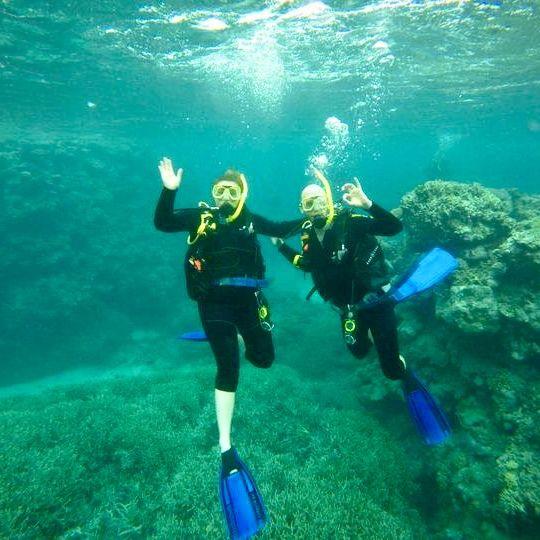 Getting our scuba diving certification in Australia Great Barrier Reef