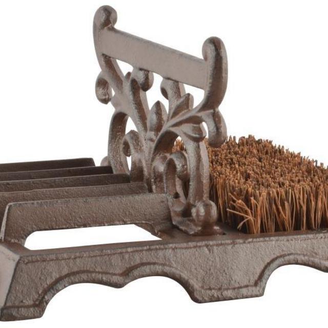 Fallen Fruits LH219 Boot Brush & Scraper, Brown