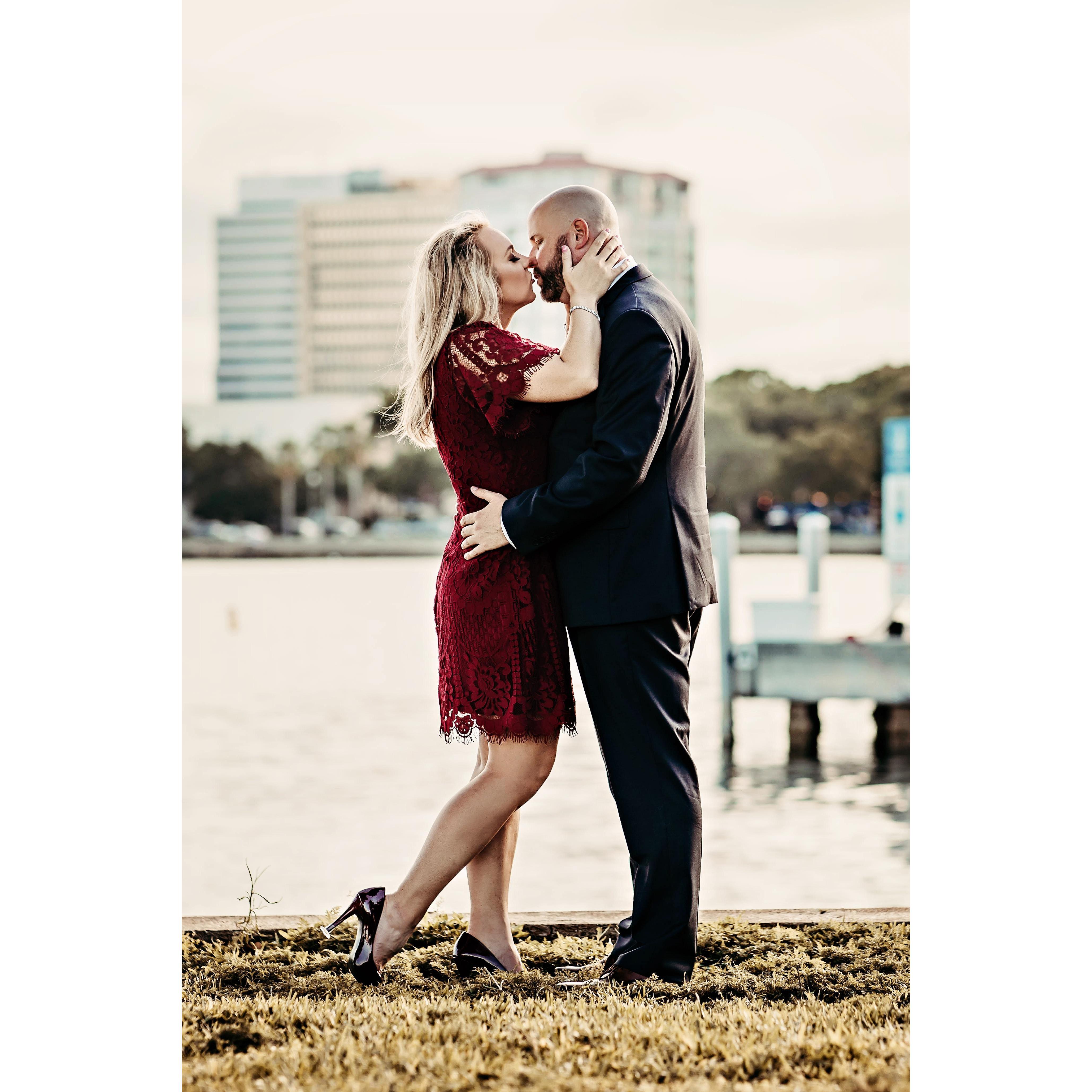 Engagement photoshoot Vinoy Park, St. Petersburg May 2020