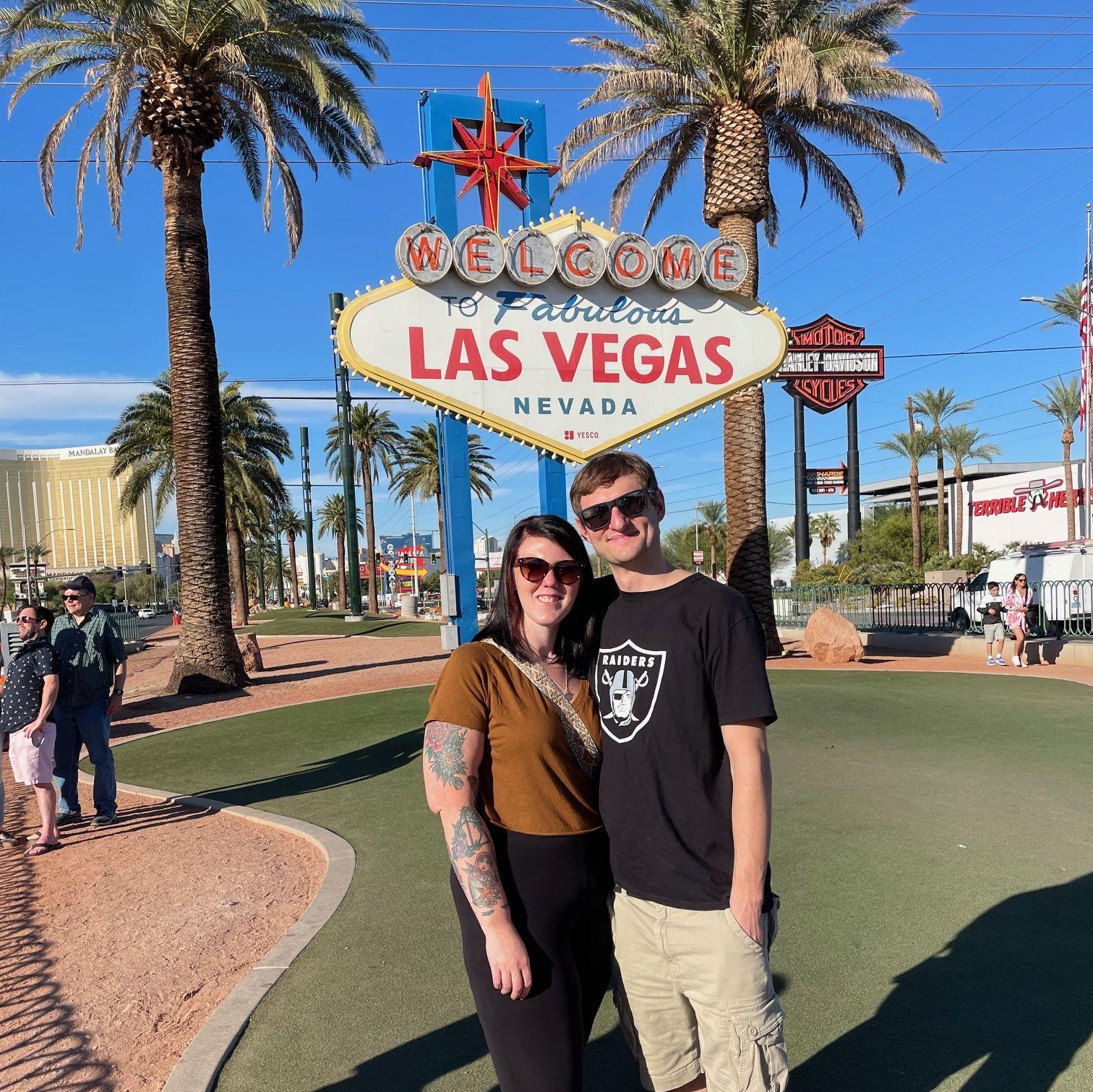 We took a trip to Las Vegas in the fall to celebrate Paige's 30th birthday! October 20, 2022