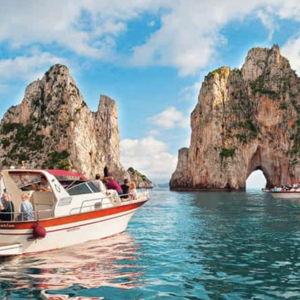 Boat Tour in Positano & Capri