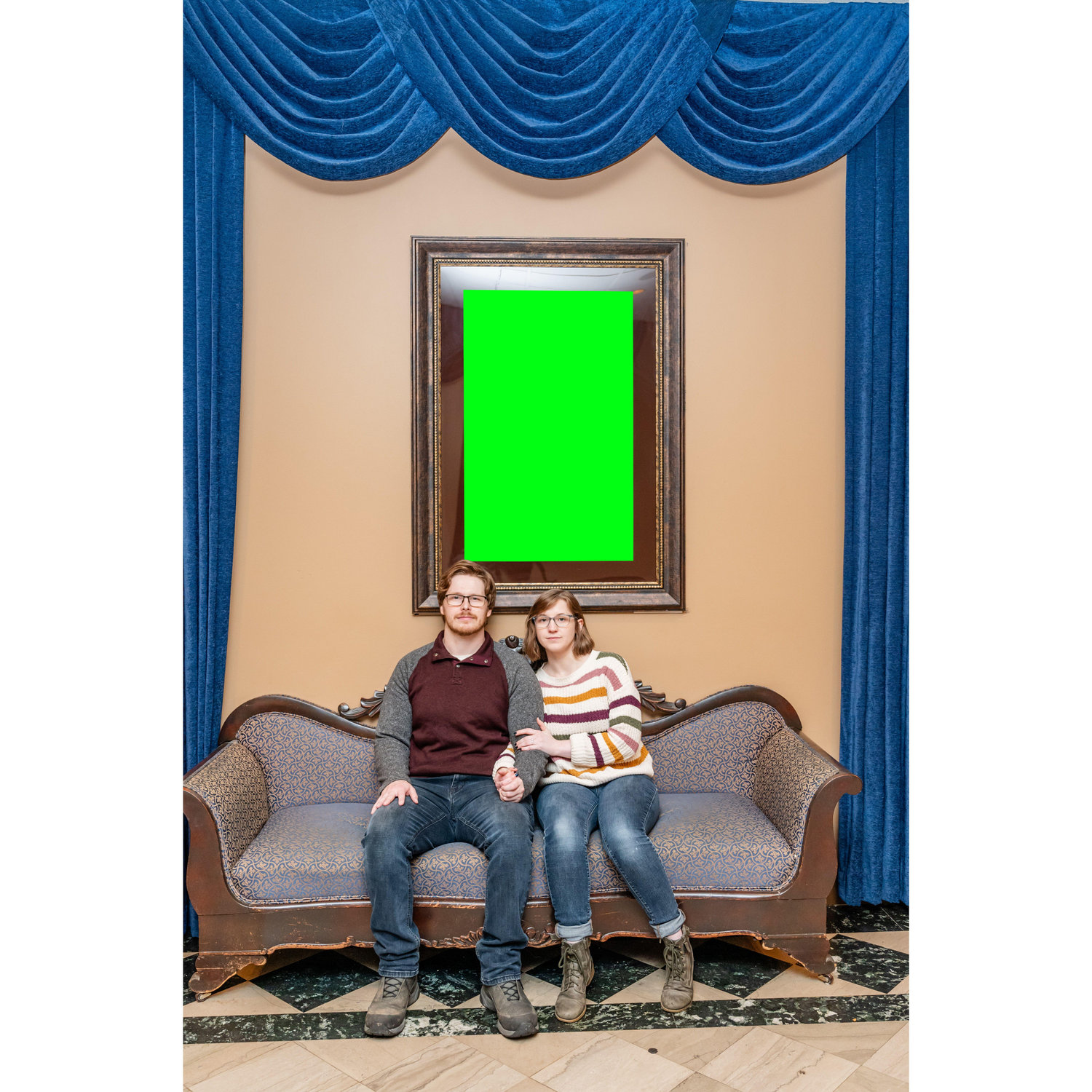 An INTERACTIVE engagement photo! Let us know if you want us to send you the high quality pic to edit the movie!
Our Engagement Pics:
Location: Manor Theatre + Phipps
Photographer: Carly Ferraco