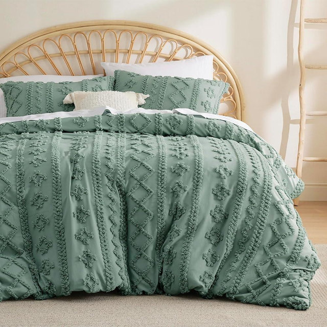 Bedsure Boho Duvet Cover Queen - Tufted Duvet Cover Queen Size for All Seasons, 3 Pieces Soft Shabby Chic Embroidery Boho Bedding Duvet Cover (Sage Green, Queen, 90x90)