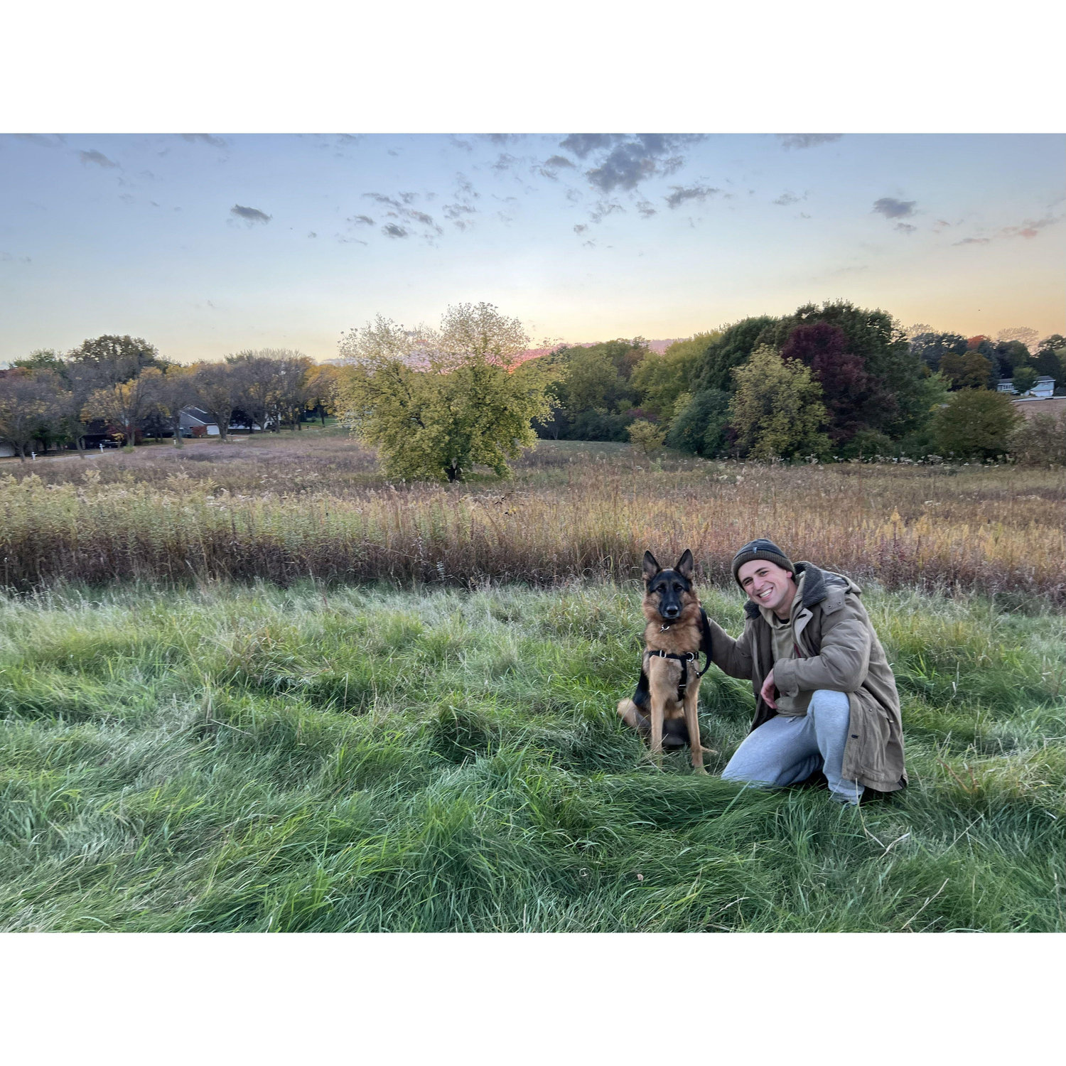 2022 - J and T's favorite dog park. Visited at least 4 times a week. There's really no comparison to prairie moraine park.