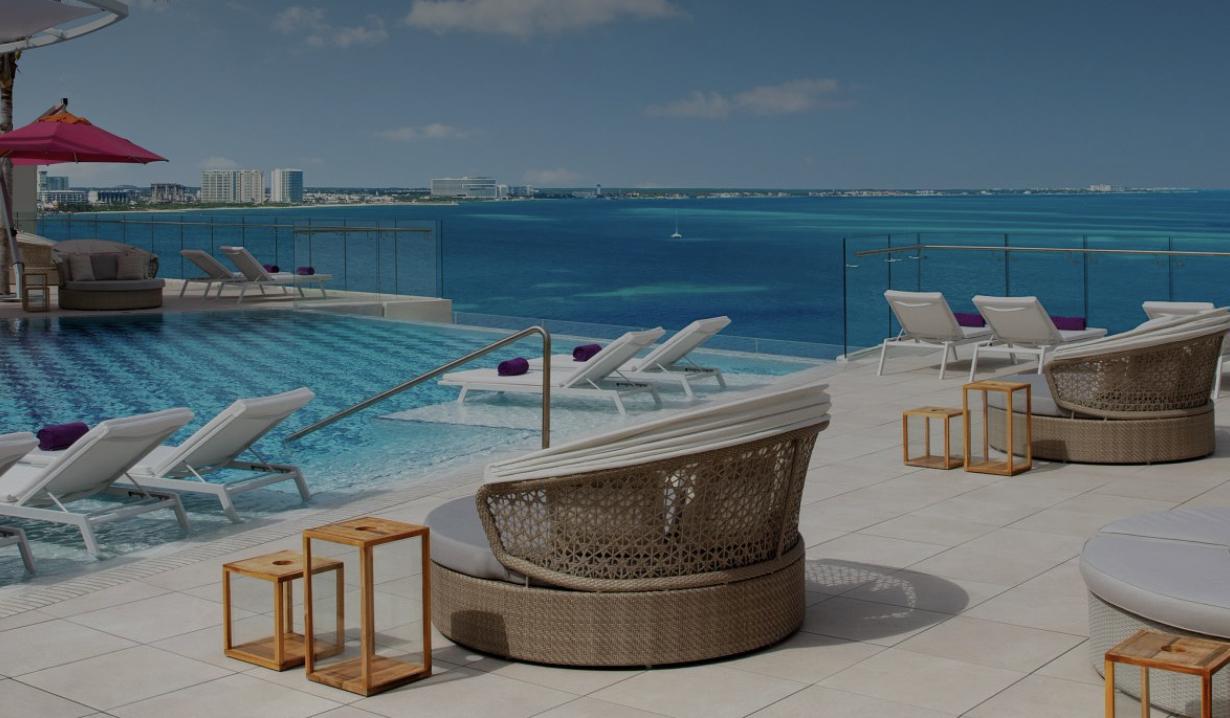 The Wedding Website of Patria Waters and Dario Waters