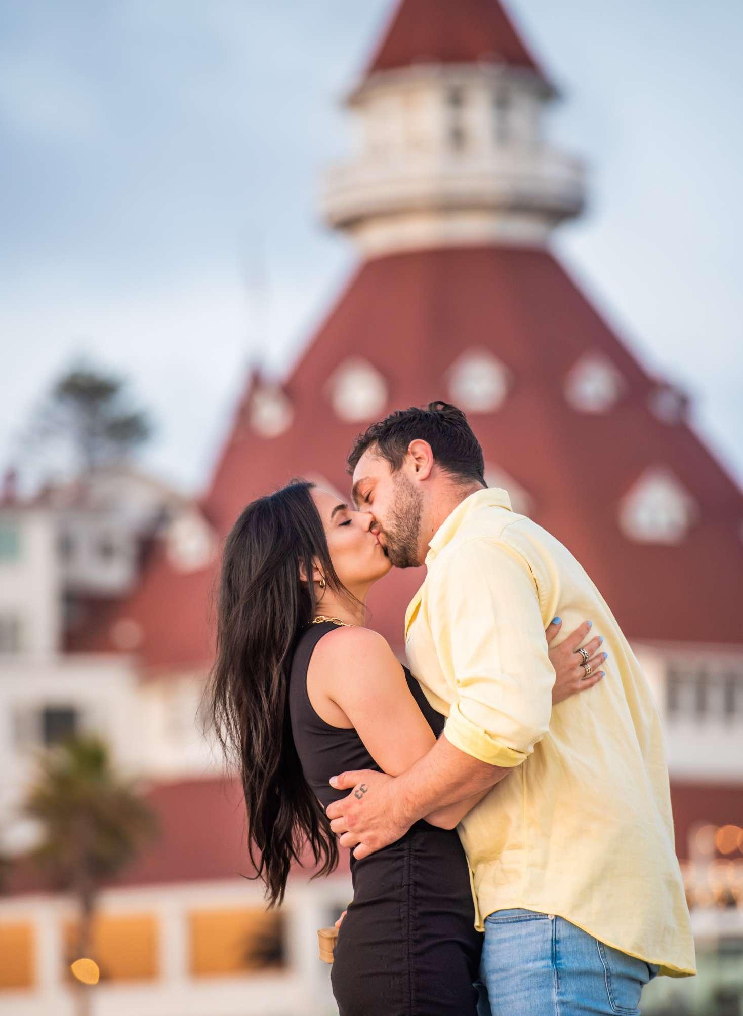 The Wedding Website of Lindsay Milano and Bobby Ash