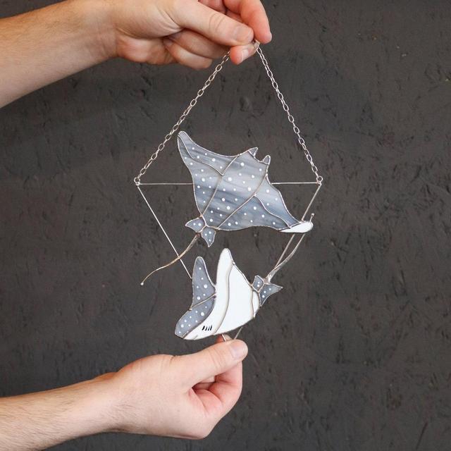 Devil fish Stained Glass Stingray, manta ray Suncatcher. Gray House Home Decor. Window Wall Hangings. Pendant Creepy Cling Ocean Sea