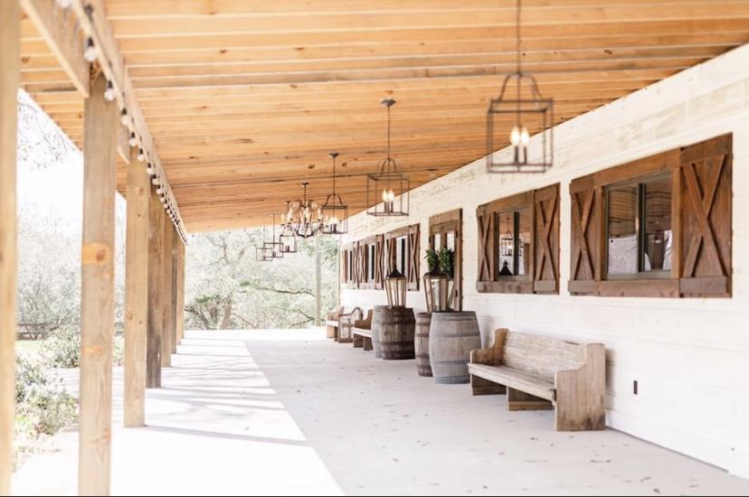 The Wedding Website of Hannah Askew and Dalton McGill