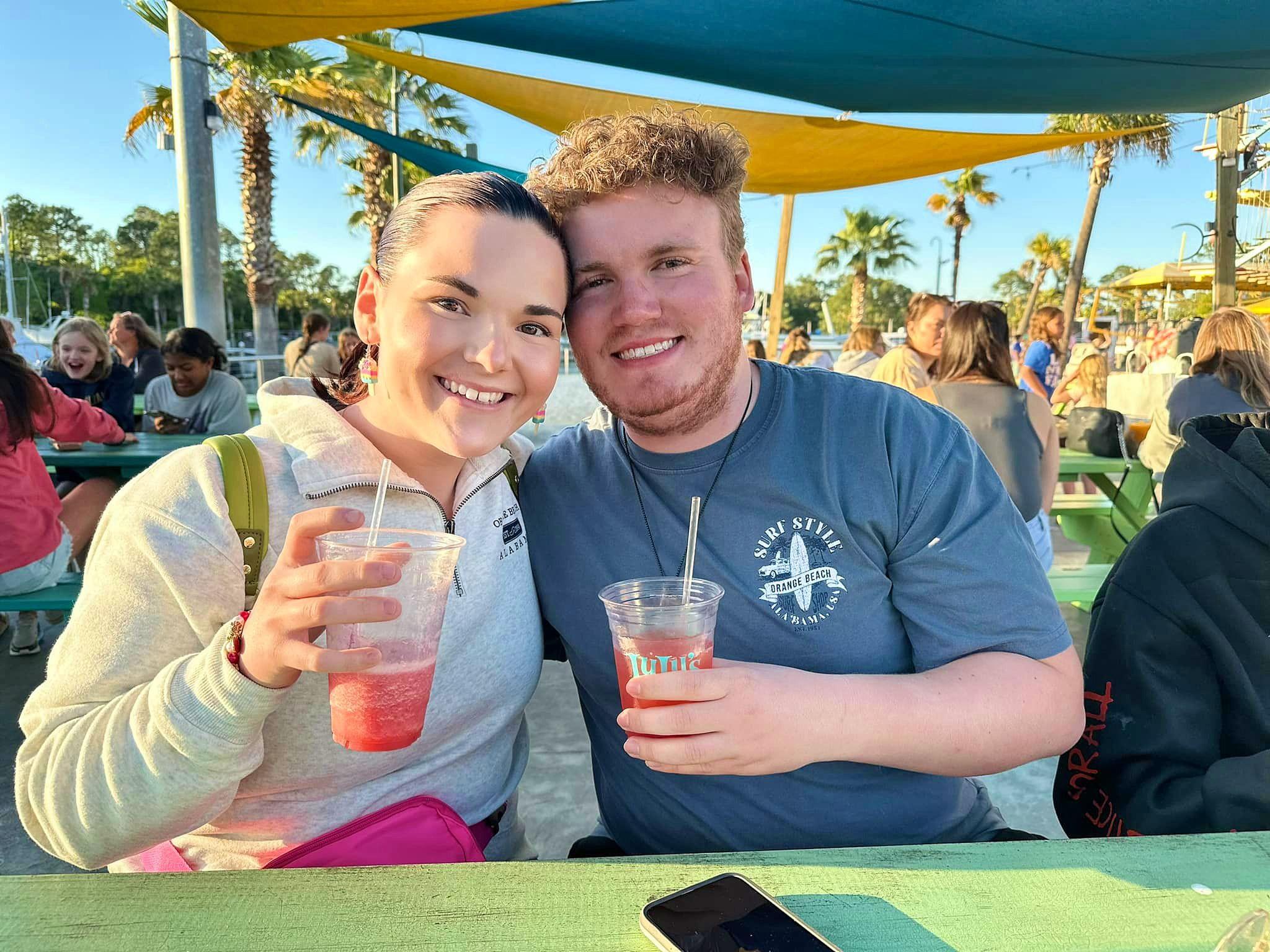 The Wedding Website of Jessica Rayburn and Devin Stamper