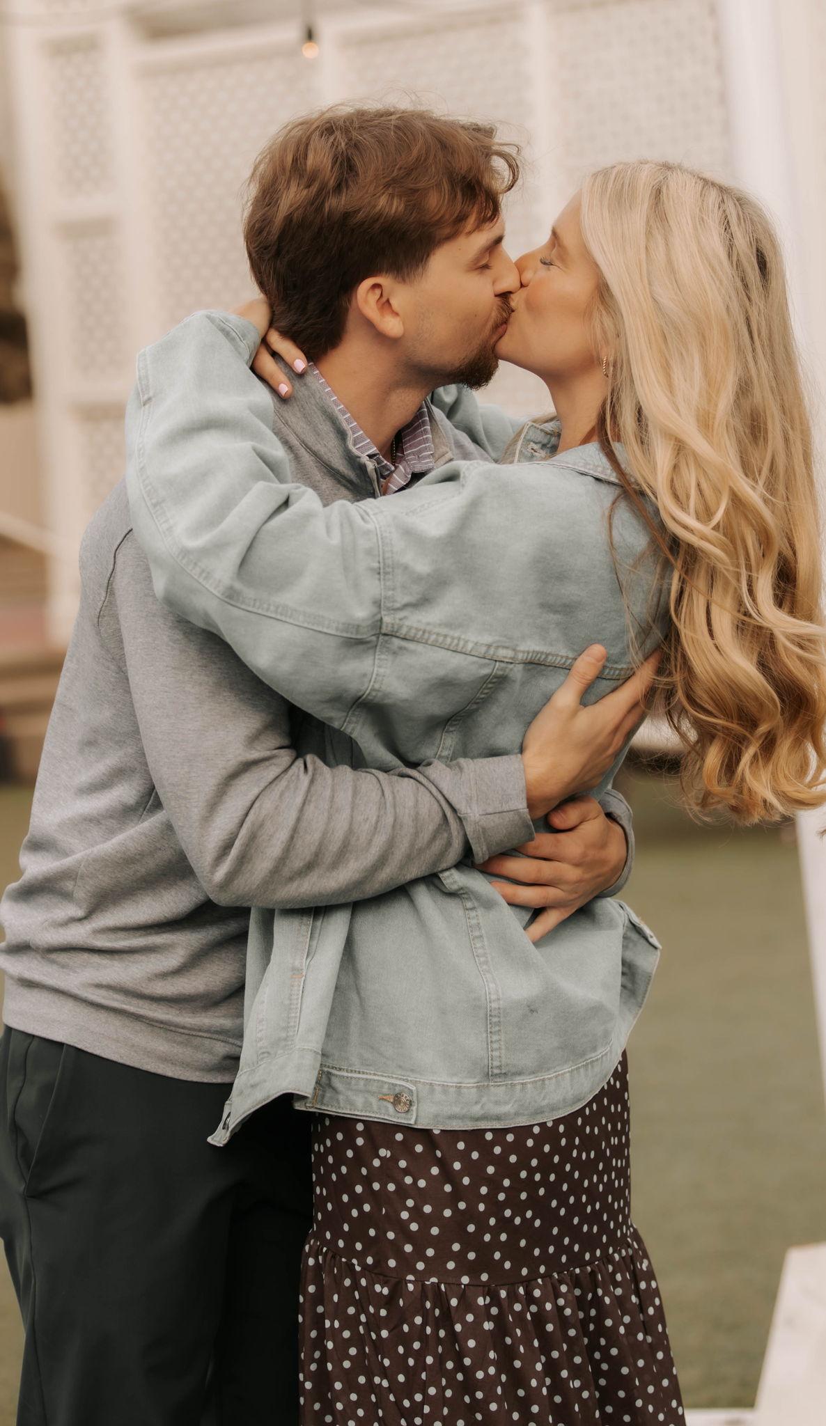 The Wedding Website of Tori Whillock and Sam Hunt