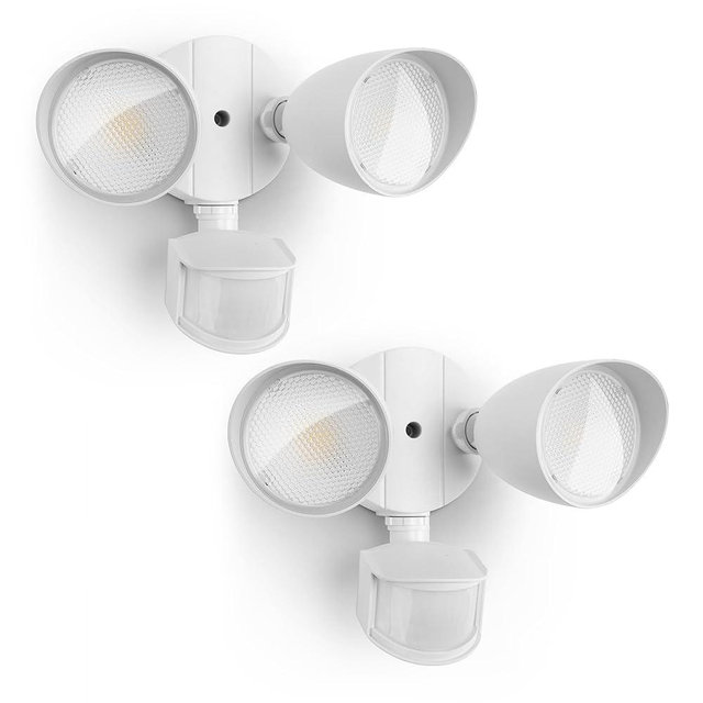 UME 2 Pack 32W 2500 Lumen LED Security Lights Motion Sensor Light Outdoor, 5000K Daylight, IP65 Waterproof, Dusk to Dawn, Motion Detector Flood Light for Garage, Yard, Porch-White