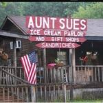 Aunt Sue's Country Corner