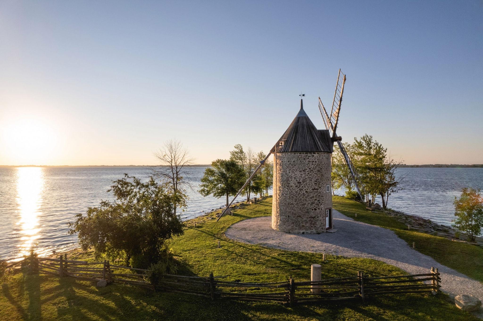 The Wedding Website of Anne-Elisabeth Houde and Inderjeet Singh Saini