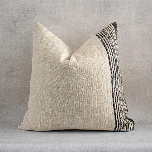 UCHE - Vintage Indian Wool Pillow Cover