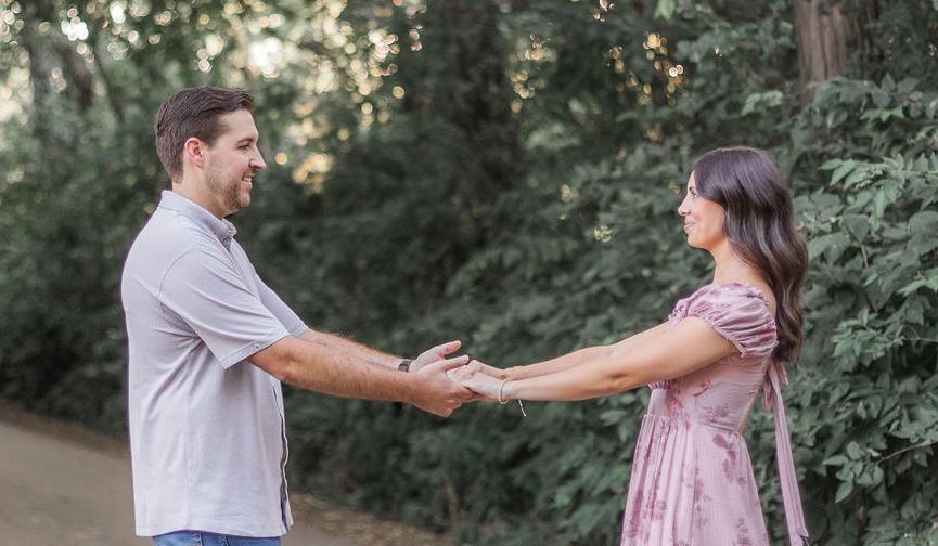 The Wedding Website of Jessica Dionesotes and Logan Gschwendtner