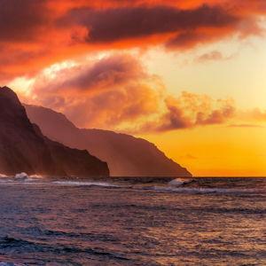 Na Pali Sunset Dinner Cruise