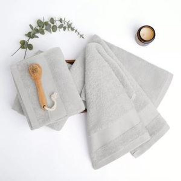 Set Of 4 Hand Towels, 100% Super Plush Premium Cotton