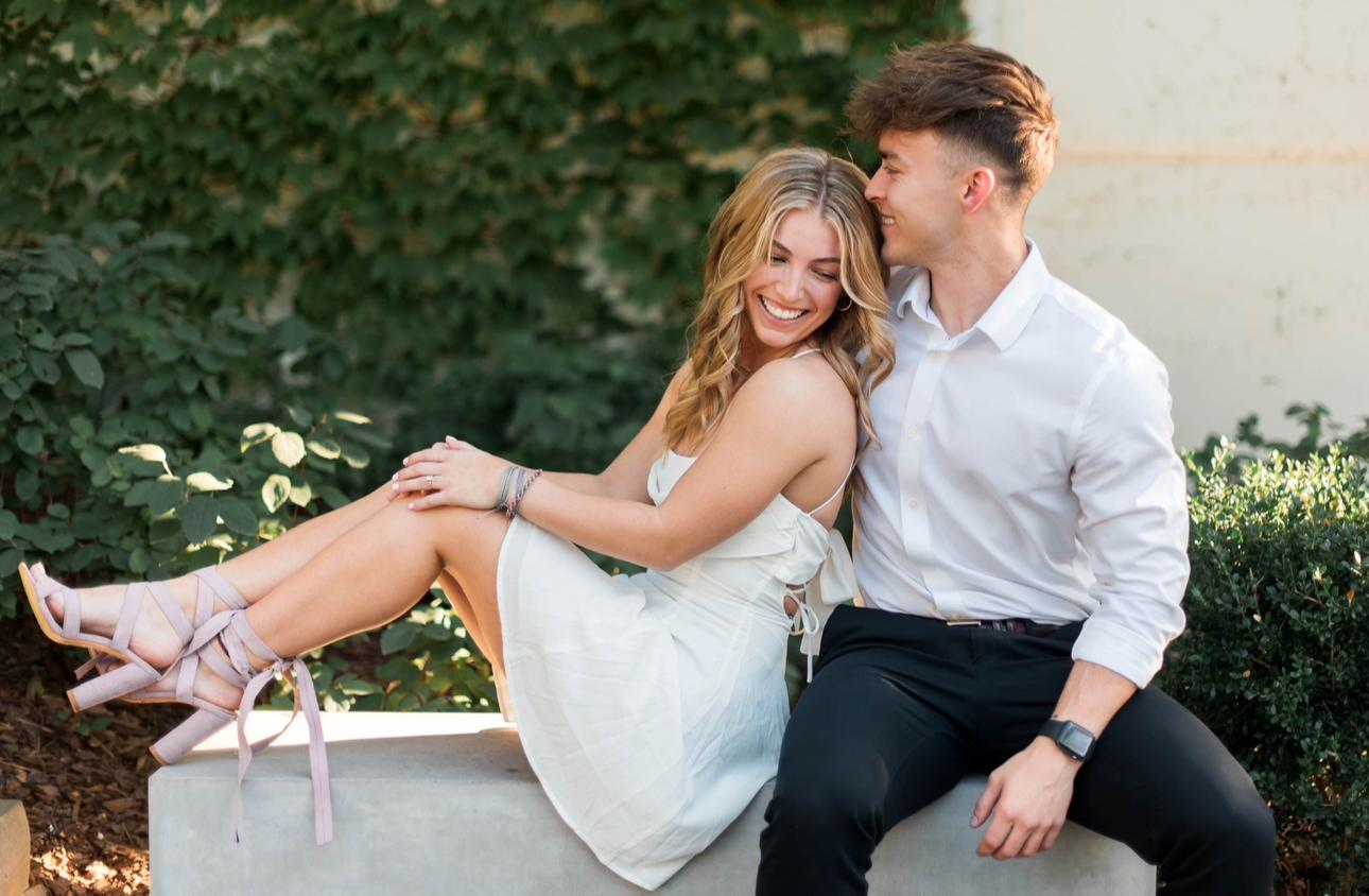 The Wedding Website of Joslyn Dahlberg and Davis Edwards