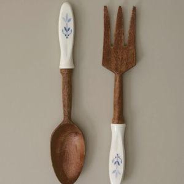 Vintage-Inspired Resin and Wood Servers, Set of 2