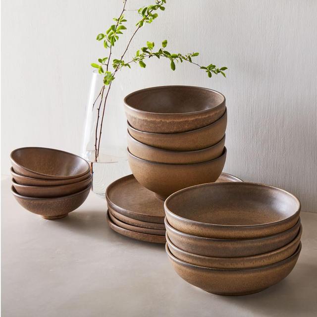Kanto Glazed Stoneware Dinnerware (Set of 24) - Cardamom