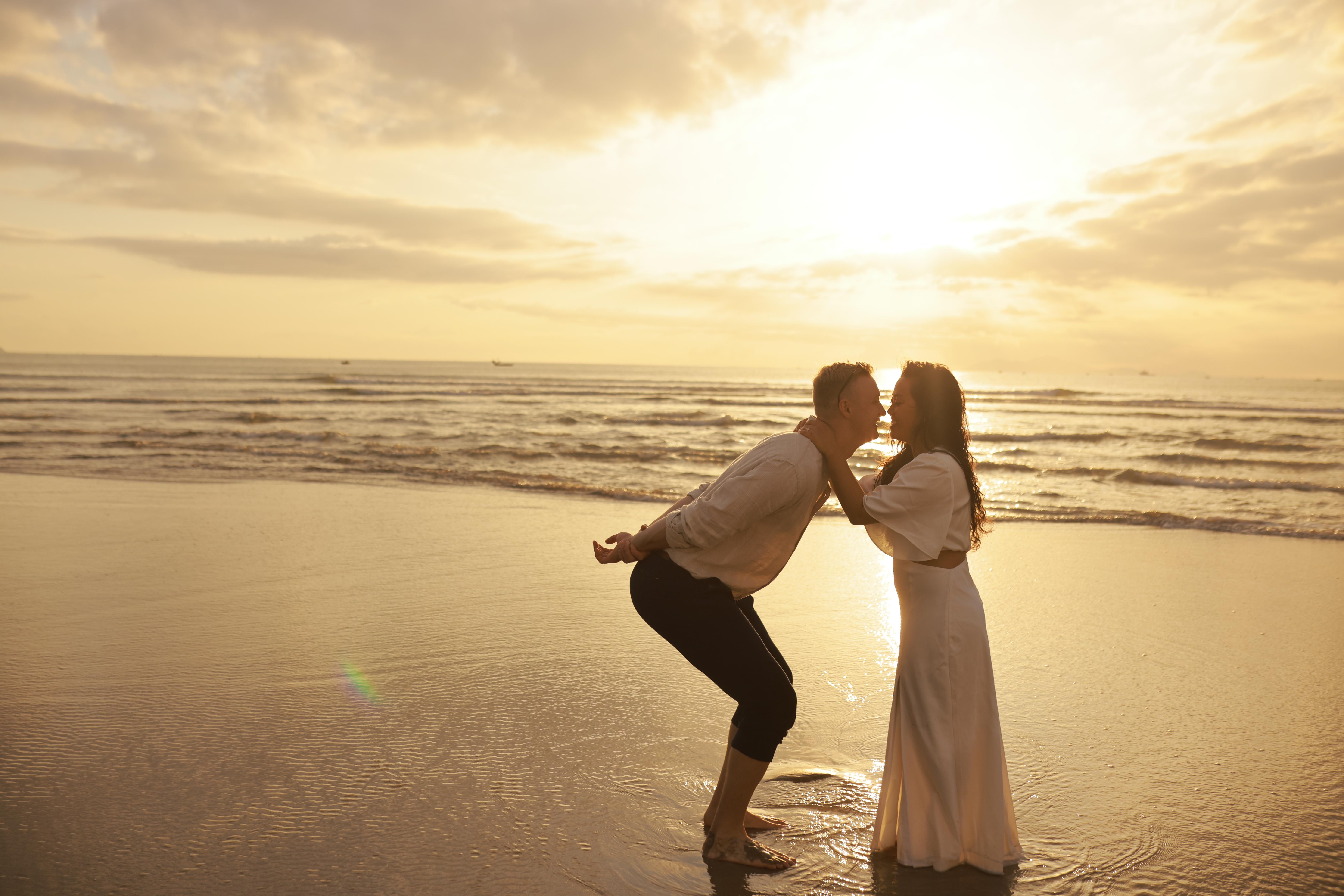 The Wedding Website of Dally Tram and Ben Farr