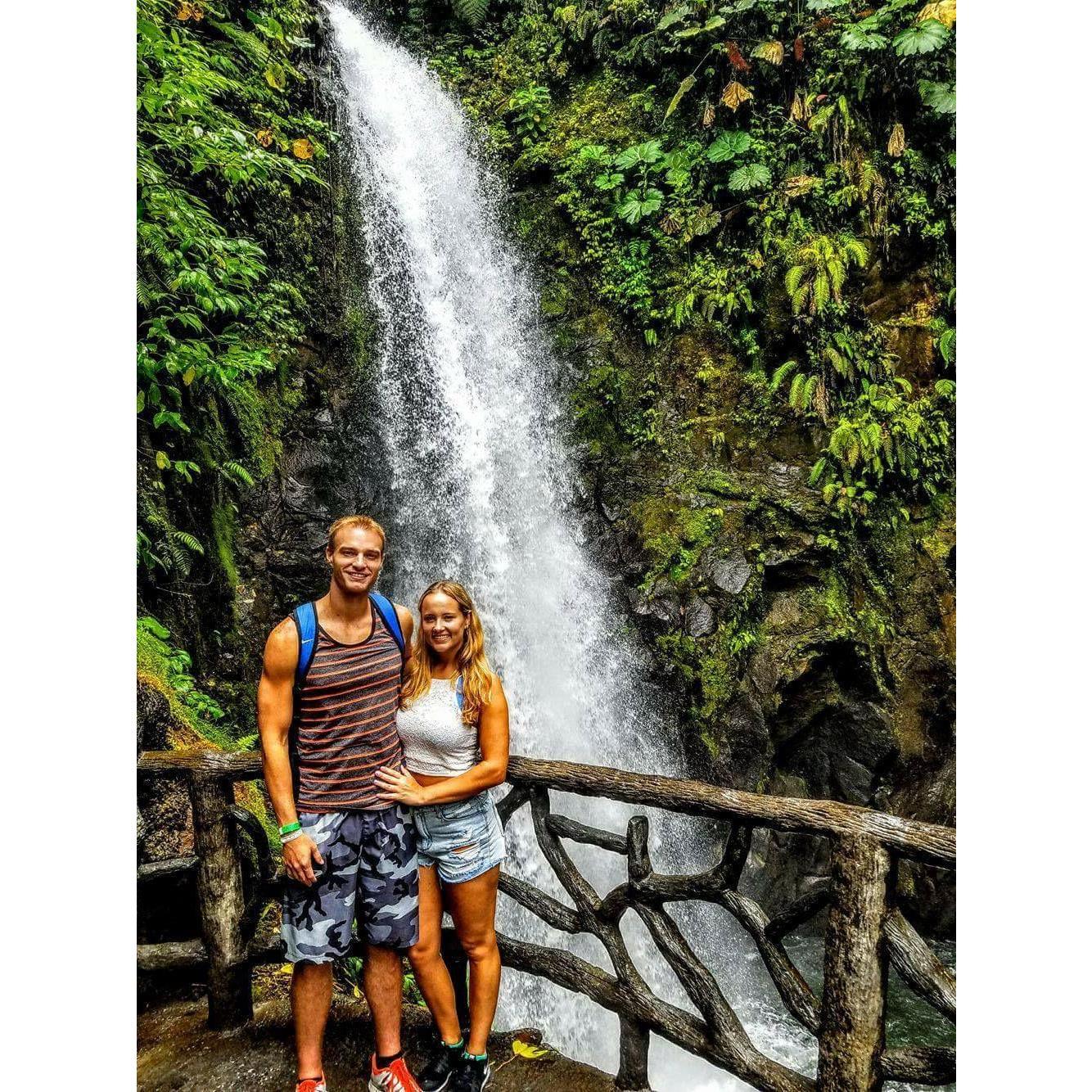 Hiking in Costa Rica <3