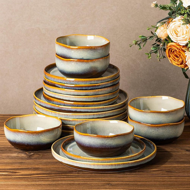 TheTerra Ceramic Dinnerware Sets for 6, 18 Pieces Handmade Reactive Glaze Plates and Bowls Sets, Scratch Resistant Dish Set, Oven & Microwave & Dishwasher Safe, Brown Blue