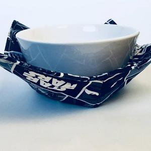 Star Wars Bowl Holder, Bowl Cozy, Bowl Pot Holder, Bowl Shaped Pot Holder, soul bowl hot pad, icecream bowl holder, cozy