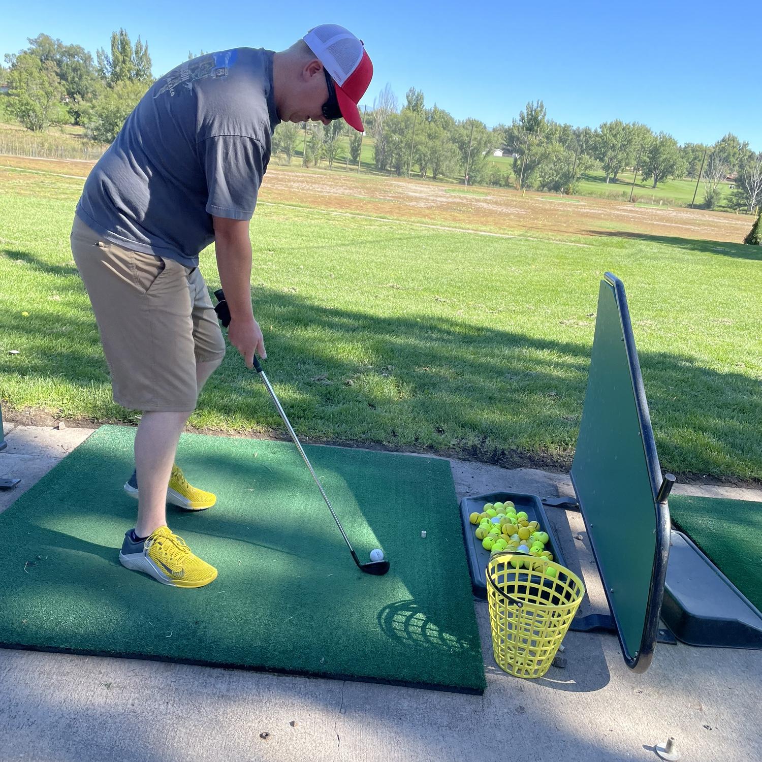 Sept 17, 2023
Driving range date. 
William and Tori started golfing together during COVID as a way to get out of the house and do something. They still golf even though they are not that good at it.