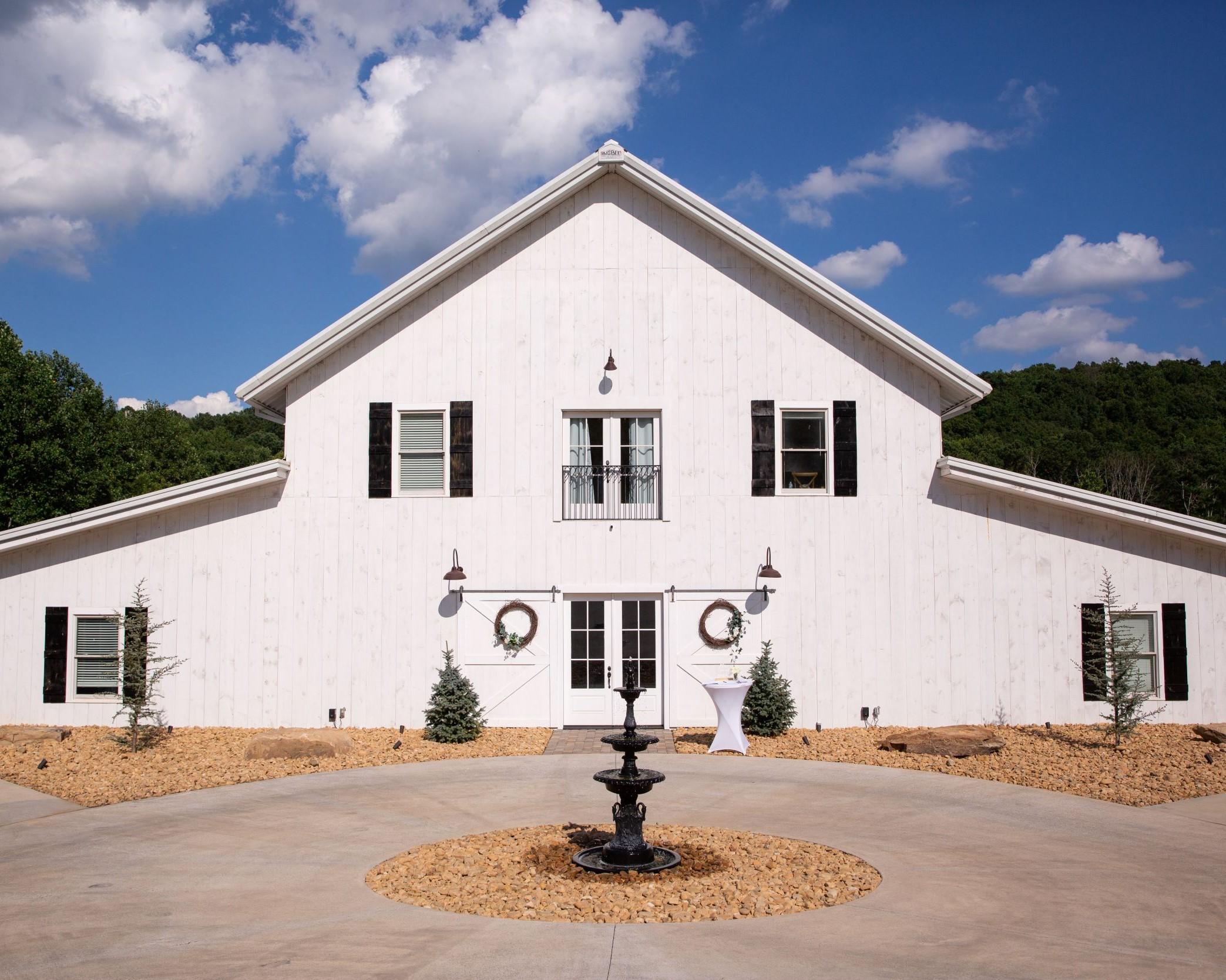 The Wedding Website of Amber Daniel and Torrey Barnett