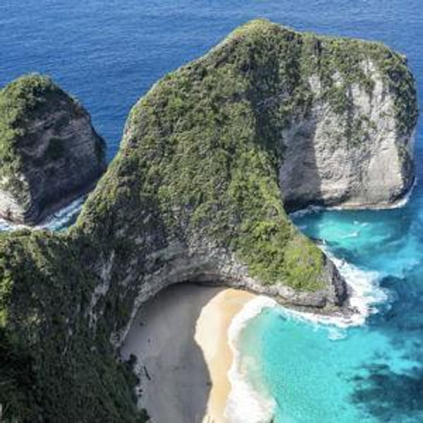 Full day tour of Nusa Penida: an island off the coast of Bali
