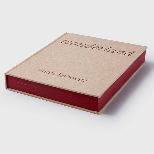 Coffee Table Book: Wonderland