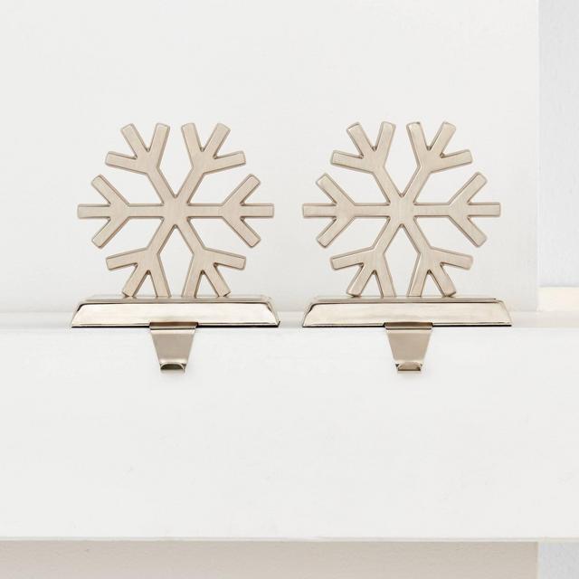 2pk Silver Metal Snowflake Christmas Stocking Holder - Wondershop™