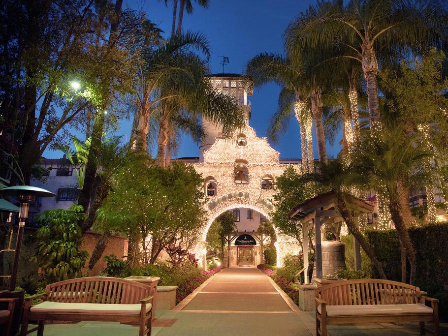 The Wedding Website of Tricia Kristina Acosta Romero and Andrian Javier Chavez