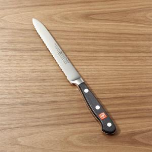 Wüsthof ® Classic 5" Serrated Utility Knife