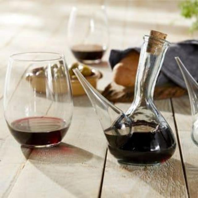 Glass Porrón Wine Pitcher