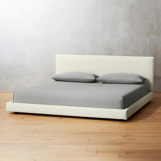Façade King Bed