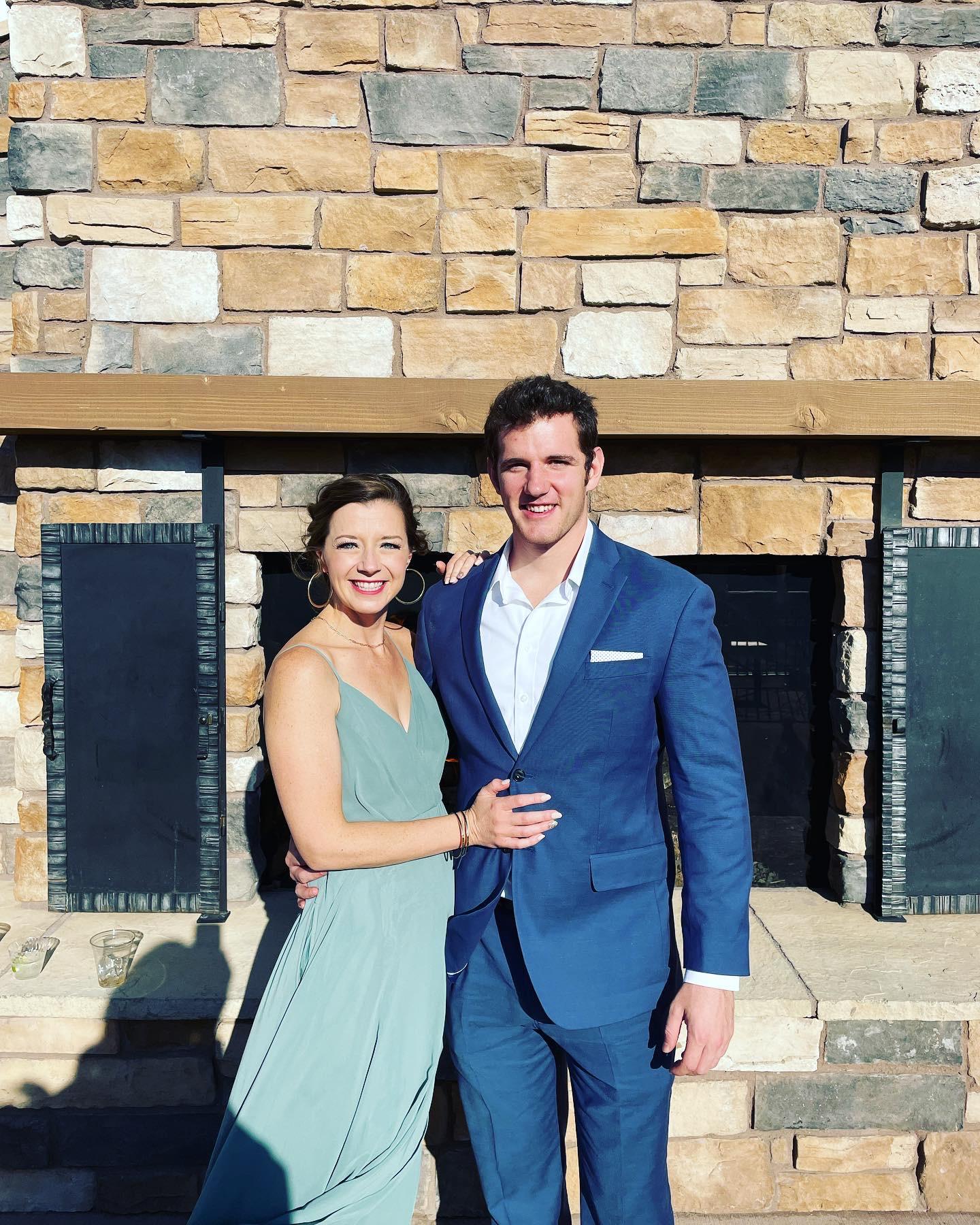 Spencer flew back to be Brittany’s wedding date ☺️