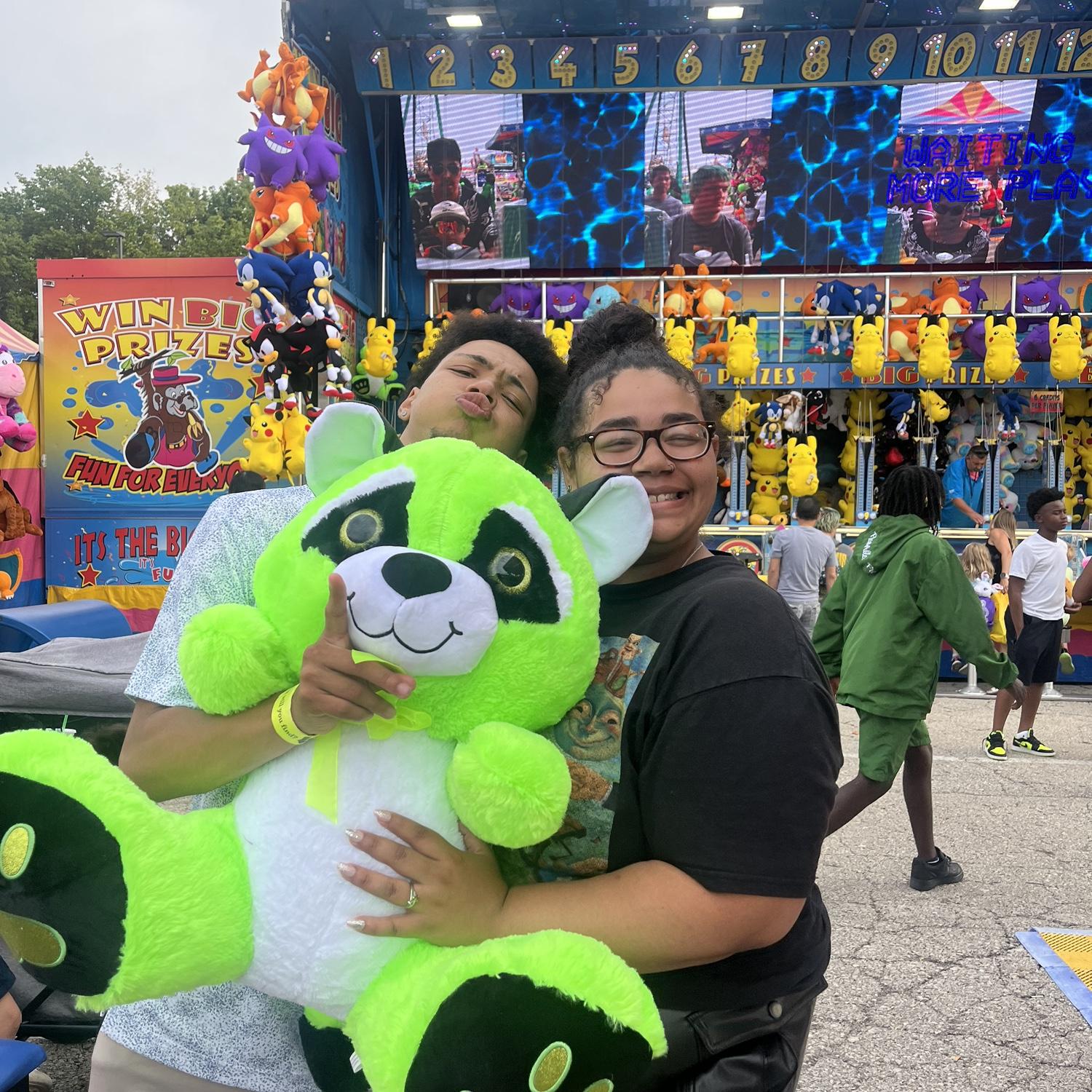 second time at the state fair, mya won the bear ofc😉