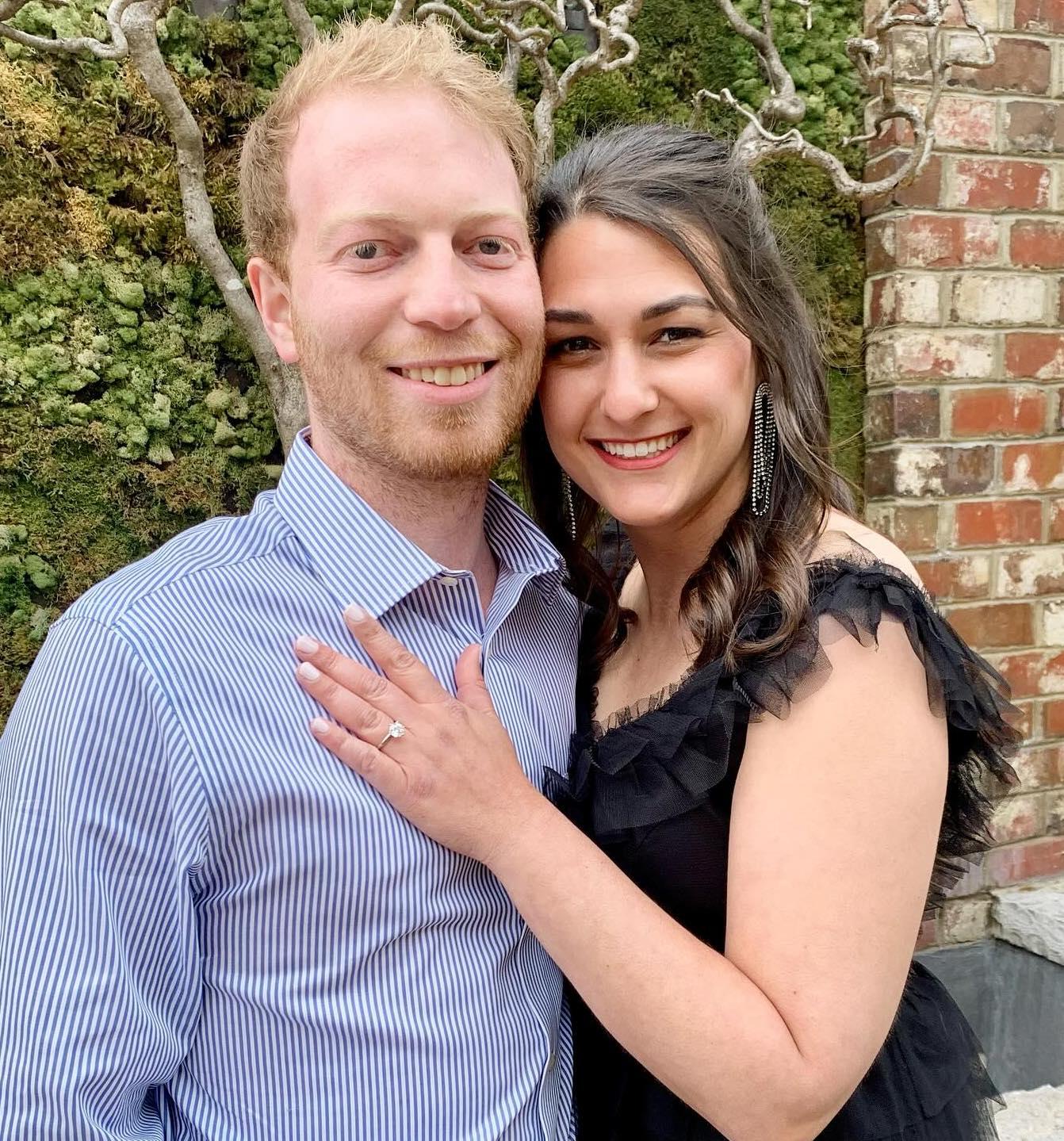 The Wedding Website of Luci Lucas and Jon Claude Burlew