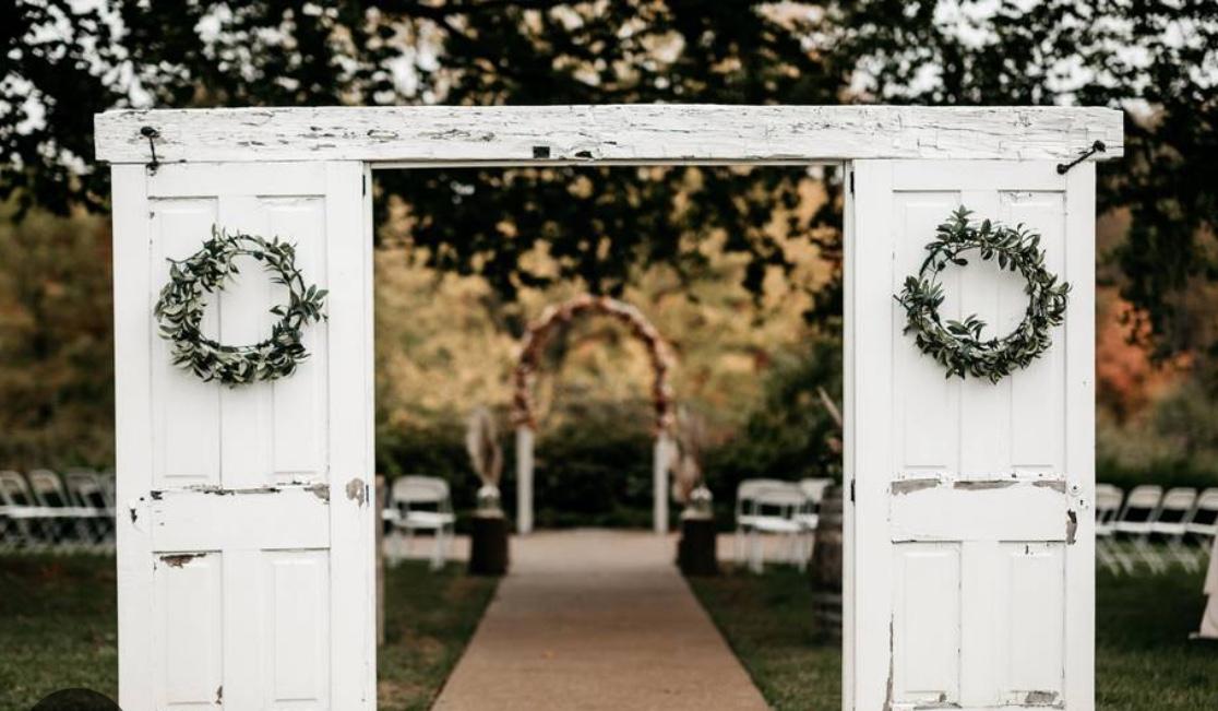 The Wedding Website of Kira Gossard and Brennan Cardillo